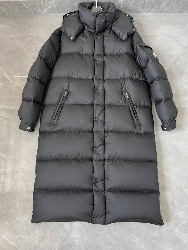 支持年后退换 特级羽绒服 Moncler Hanoverian 哑光雾面 长款男士羽绒服夹克外套. 135万一吨的鹅绒填充，850+蓬松度的鹅绒 这款Hanov - 点击图像关闭