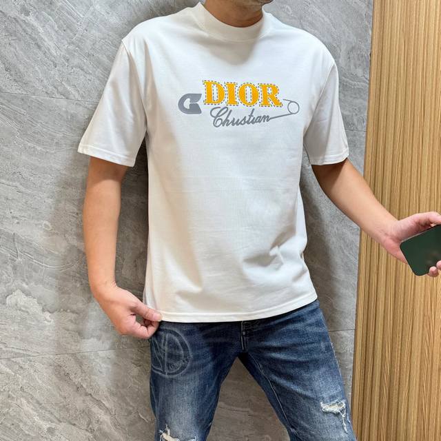 支持年后 Dior 迪奥 2025春夏新品 三标齐全 圆领纯棉短袖T恤 好货不用过多介绍 看细节 专柜码数：M-Xxxl 175 140建议L - 点击图像关闭