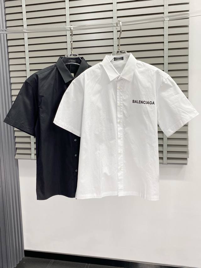 支持年后 。Balenciga巴黎世家独家专供新款原单男士休闲短袖衬衫 高端定制 高端版本 时尚百搭爆款进口面料 手感超柔软细腻 穿着亲肤舒适 高端精品 代工厂