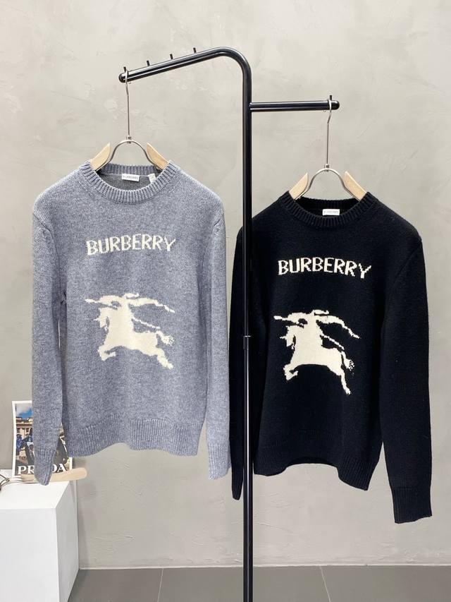 支持年后 。Burberry巴宝莉独家专供新款原单男士休闲秋冬毛衣。高端定制 高版本 时尚百搭爆款进口面料 手感超柔软细腻 穿着亲肤舒适 高端精品 代工厂精细做