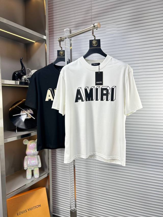 支持年后退换 Amir* Ss25早春新款短袖T恤，高版本 官W1-1克重260 顶级图案Logo，帅气时尚，简约百搭款。面料棉 遇水既软 不仅挺括，保持潮流的 - 点击图像关闭