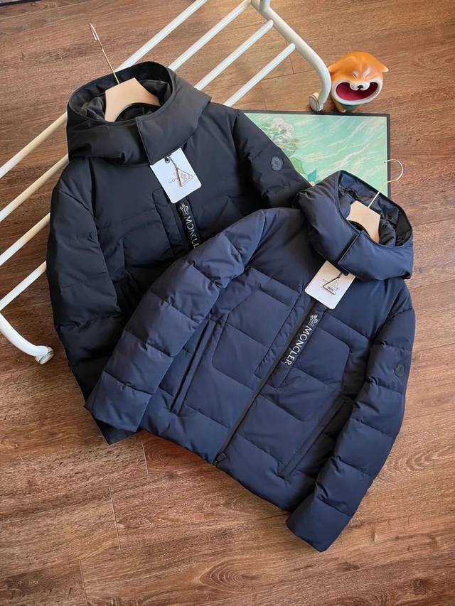 支持年后退换 颜色：黑色，藏青色 尺码1.2.3.4.5. Moncler 盟可睐 Fw24 Blavet 黑标 男士商务休闲羽绒服。 游离于经典和现代之间， - 点击图像关闭