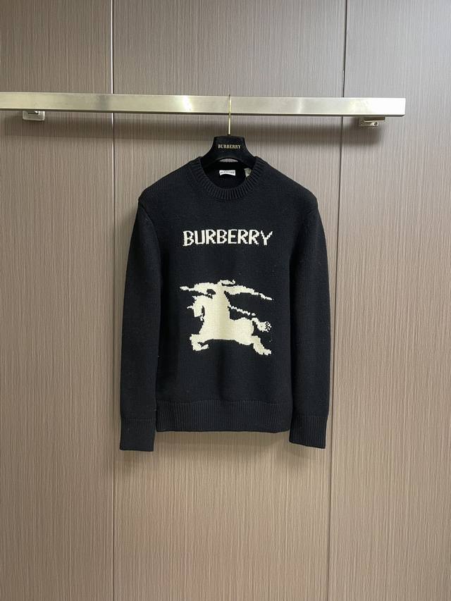 支持年后售后 Burberry 战马徽标羊绒针织毛衣，精选高品质的羊毛与羊绒原料，按照一定的比例进行混纺。纱线染色与订染：解析原版 对纱线进行订染，确保颜色还原