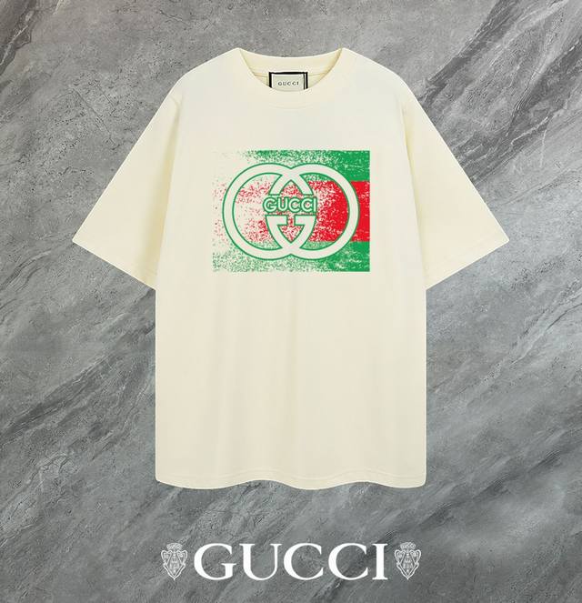 支持年后退换 Gucci~古驰 2025新款高品质圆领短袖T恤 袖口车有进口绣花标 定制定染,手感非常舒服 超级百搭好看的一款短袖 三标齐全 非市场普通版本 随