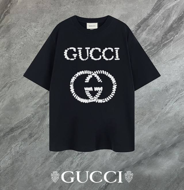 支持年后退换 Gucci~古驰 2025新款高品质圆领短袖T恤 袖口车有进口绣花标 定制定染,手感非常舒服 超级百搭好看的一款短袖 三标齐全 非市场普通版本 随