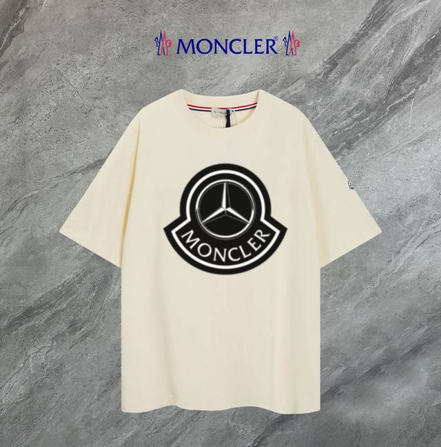 支持年后退换 Moncler~蒙口 2025新款高品质圆领短袖T恤 袖口车有进口绣花标 定制定染,手感非常舒服 超级百搭好看的一款短袖 三标齐全 非市场普通版本