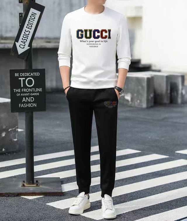 支持年后退换 直 Gucci 古奇 胖子福音 爆款套装来袭 专注官网原版 2025全新爆款卫衣套装 原单狠货倾注顶级设计师的精心之作 就为一个贴合、完美的上身效