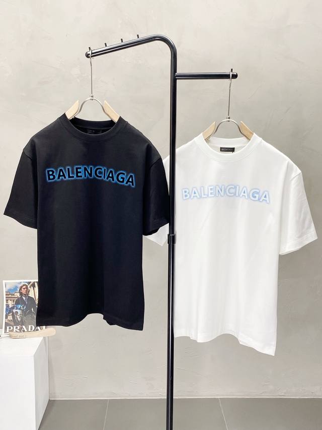 支持年后 。Balenciga巴黎世家独家专供新款原单男士休闲短袖 高端定制 高端版本 时尚百搭爆款进口面料 手感超柔软细腻 穿着亲肤舒适 高端精品 代工厂精细