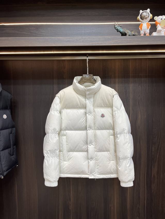 可年后！ 主推 Moncler 蒙口 2025爆款羽绒立领羽绒，袖可拆 双面穿羽绒服！90白鸭绒填充，轻奢顶级休闲潮流外套！尺码 M-Xxxl H2025春季新