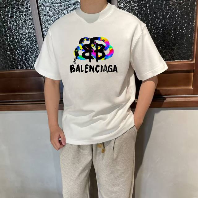 BALEN巴黎 25ss 大师亲手设计潮牌新品印花圆领短袖T恤 春夏最新砖柜同步 OS落肩版型 300克重全棉 时尚又个性 超级百搭好看的一款 男女都非常合适