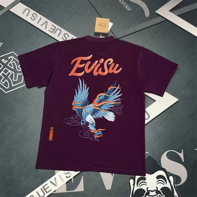 Evisu 福神2025新款印花T恤 高版本高品质采用纯棉双纱300克面料 男女同款 这件T恤剪裁宽松版形。 颜色，黑色S-XXL，白色S-XXL，灰色M-XX