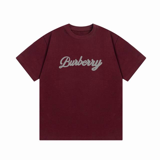 隔天到 BURBERRY 巴宝莉 字母直喷印花 Logo标识精致升级，灵感源自八十年代复古 原版面料 官方同款 短袖T恤 定制300克同缸染面料 手感非常舒服