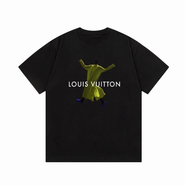 隔天到 Louis Vuitton 路易威登 涂鸦字母印花 Logo标识精致，灵感源自八十年代复古 原版面料 官方同款 短袖T恤 定制300克同缸染面料 手感非