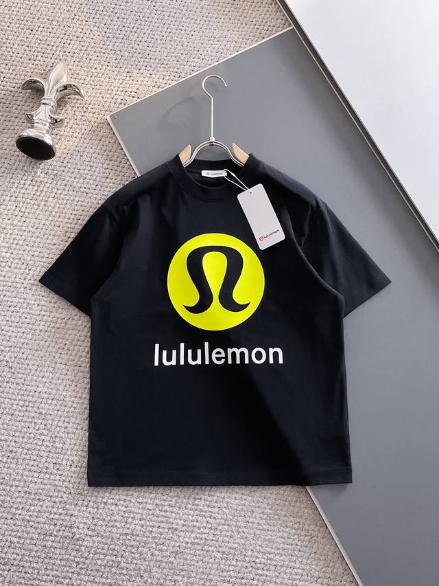 lululemon露露乐檬 2025ss春夏高品质情侣款短袖T恤，甄选260克古驰双纱潮牌棉，工艺品级别，辅料顶真，车线做工符合精品要求，超级好搭配，落肩款，品