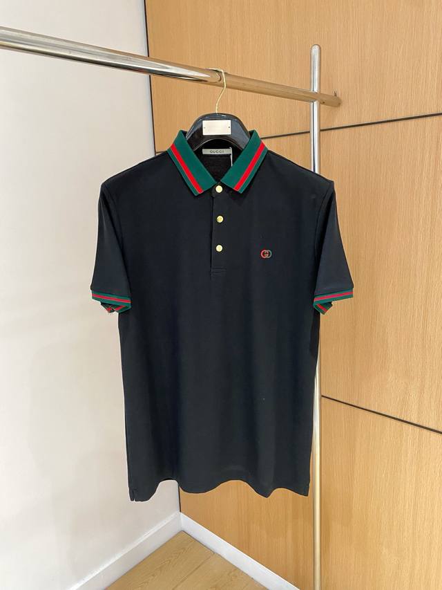 开春新品 古驰 2025ss夏季新款字母logo男士翻领Polo衫！经典商务男款，高端男装的天花板级别的商务男款！简约时尚大气不失优雅，单穿内搭体面过人，品质控