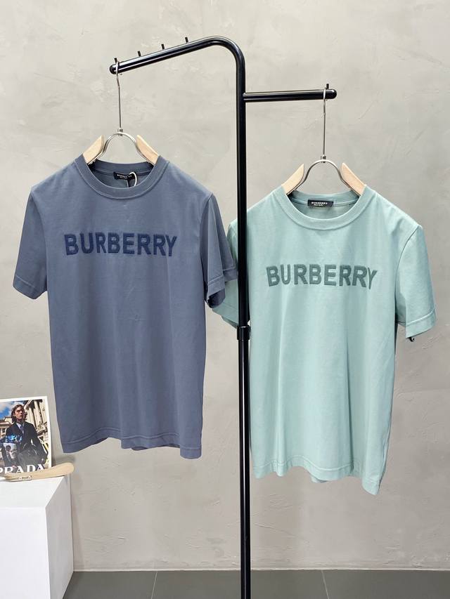 Burberry巴宝莉独家专供新款男士休闲短袖 高端定制 高端版本 时尚百搭爆款进口面料 手感超柔软细腻 穿着亲肤舒适 高端精品 代工厂精细做工 上身非常赞 男